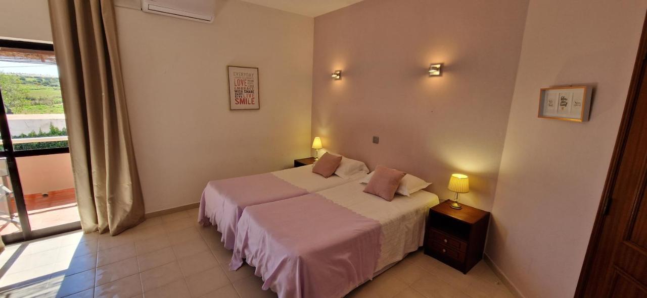 Casa Rosa Montes 호텔 Senhora da Luz 외부 사진
