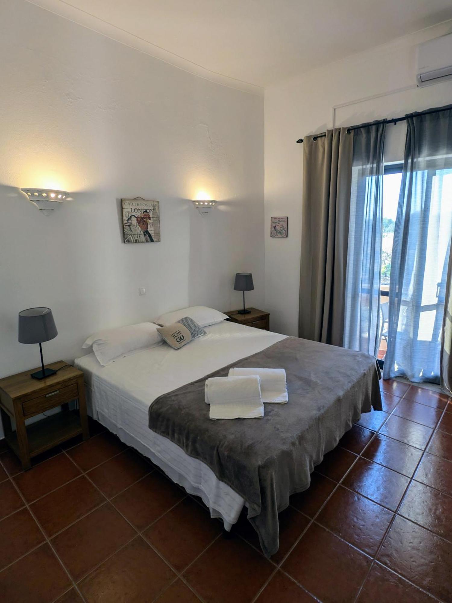 Casa Rosa Montes 호텔 Senhora da Luz 외부 사진