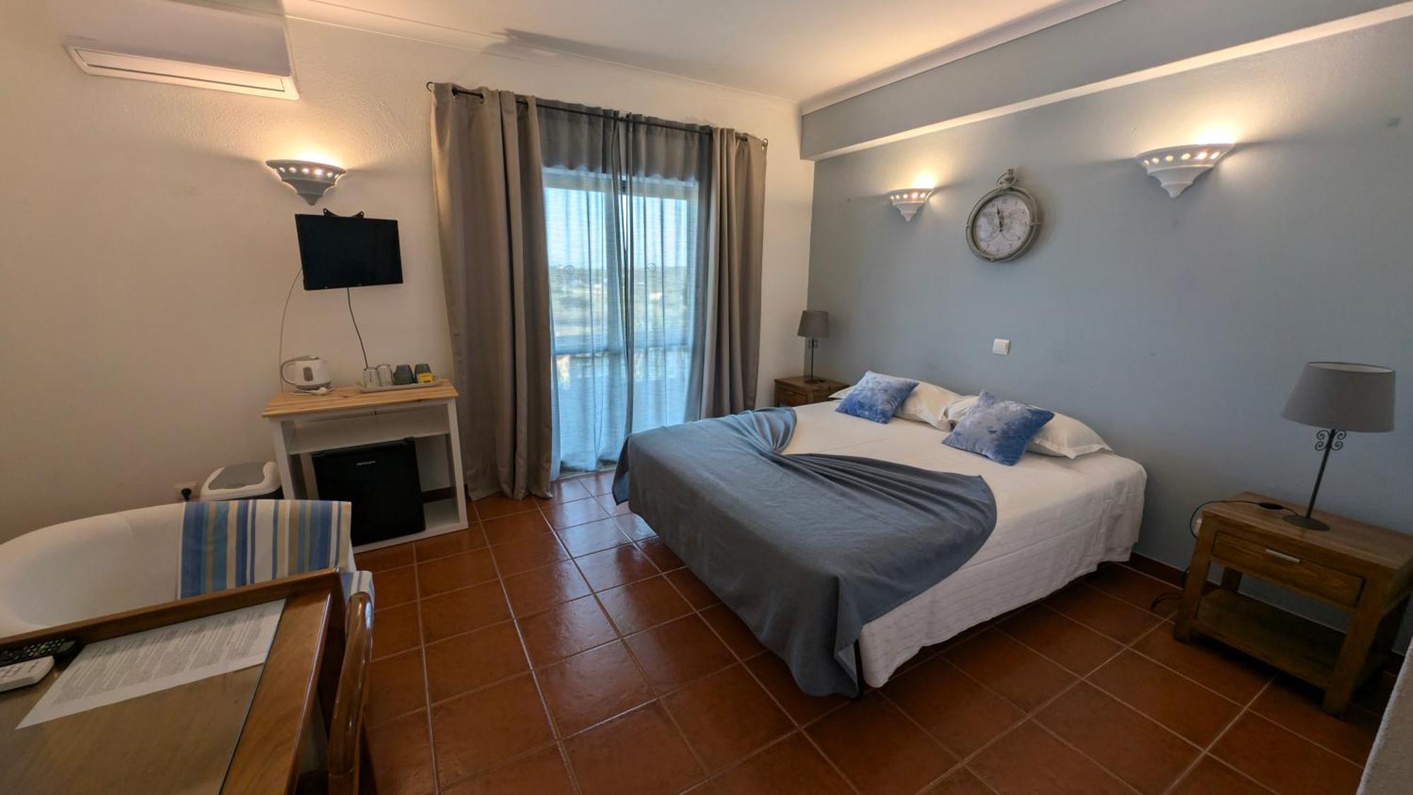 Casa Rosa Montes 호텔 Senhora da Luz 외부 사진