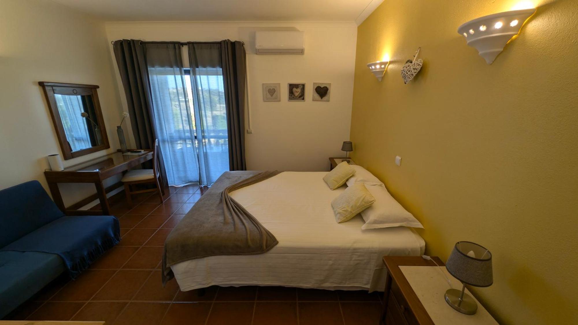Casa Rosa Montes 호텔 Senhora da Luz 외부 사진