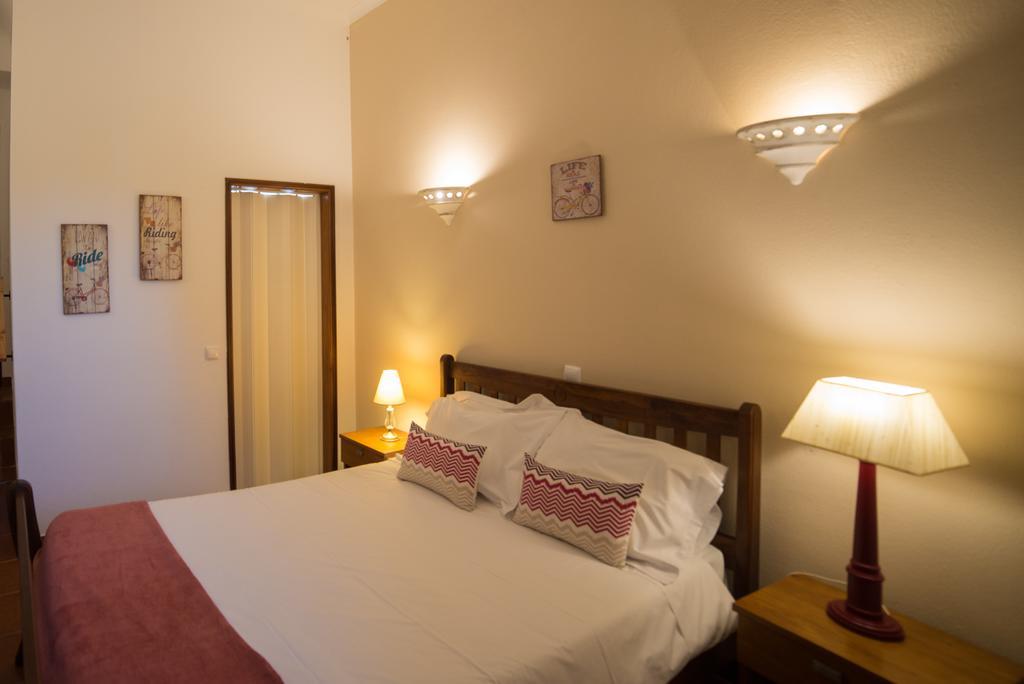 Casa Rosa Montes 호텔 Senhora da Luz 외부 사진